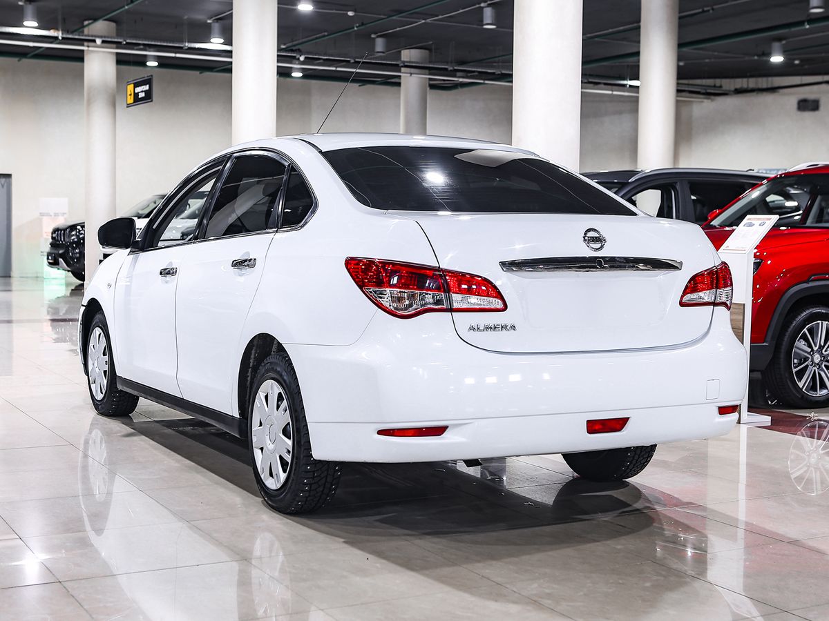 Купить Almera с пробегом