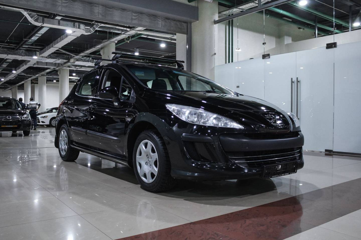 Купить 308 с пробегом